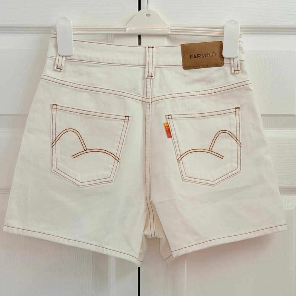 Farm Rio Off-White Flower Tapestry Embroidered Shorts NWT 27 - Picture 4 of 6